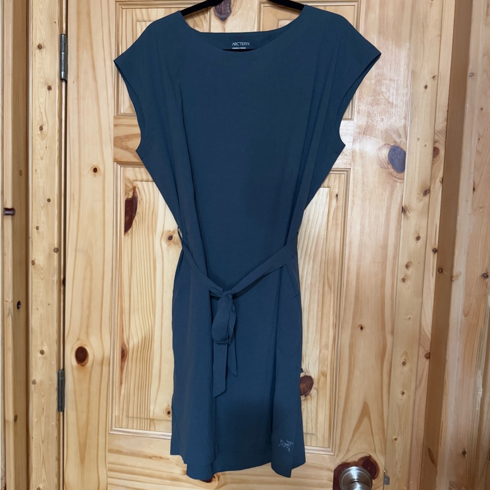 Arc'teryx Dark Blue Dress